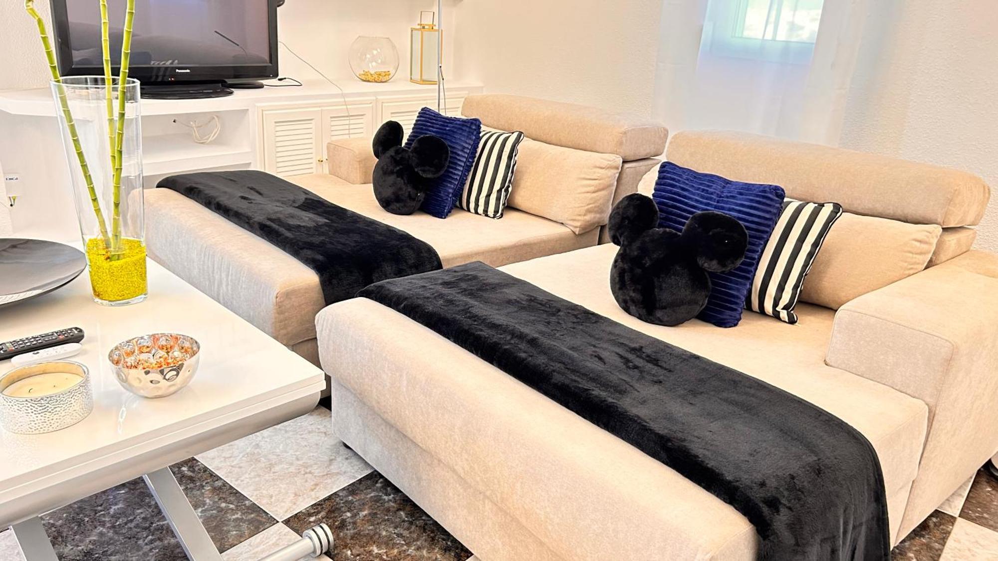 Iberos Royal Appartement La Zubia  Buitenkant foto